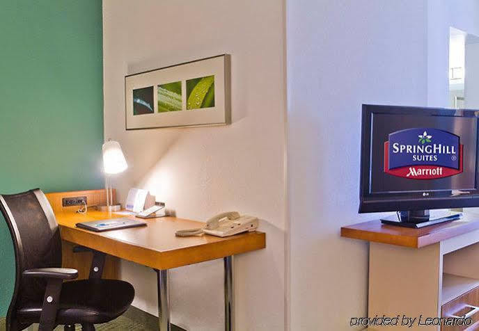 Springhill Suites By Marriott Charlotte Airport Exteriör bild